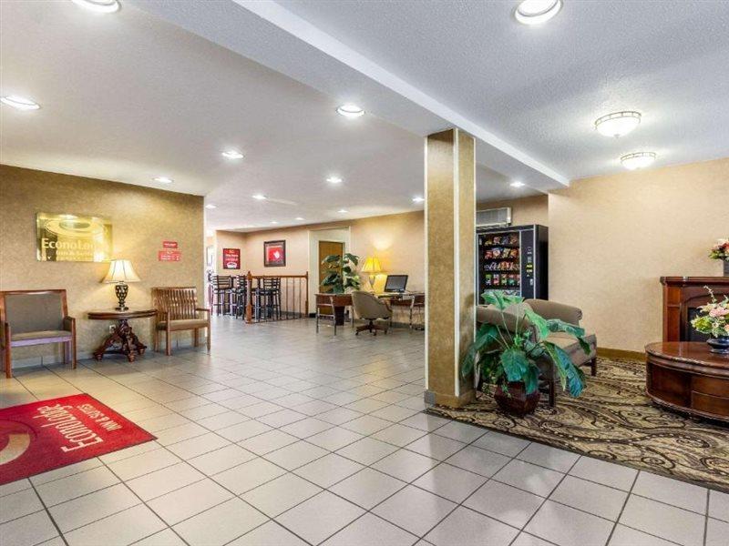 Econo Lodge Inn & Suites Evansville Stevenson Kültér fotó