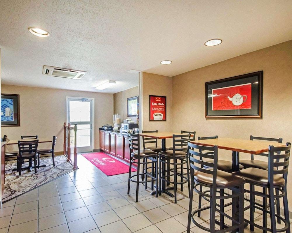 Econo Lodge Inn & Suites Evansville Stevenson Kültér fotó