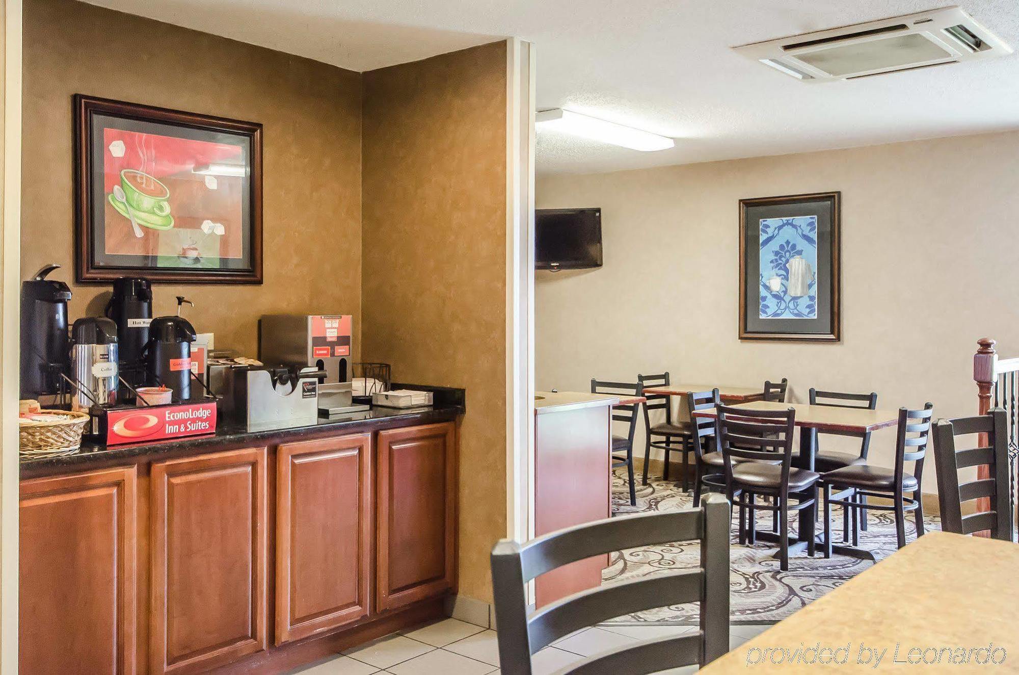 Econo Lodge Inn & Suites Evansville Stevenson Kültér fotó